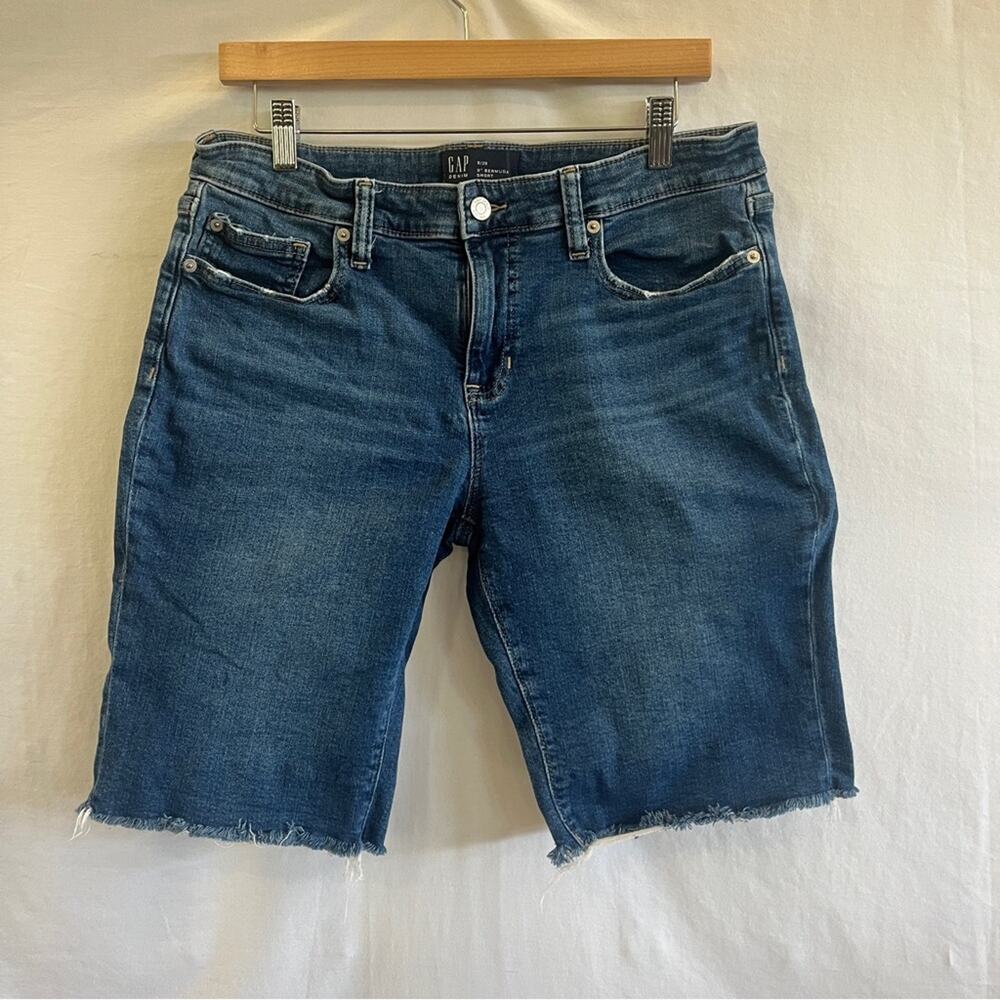 Gap Bermuda Denim Shorts Womens Size 8 Raw Hem Basic Simple Casual Minimalist